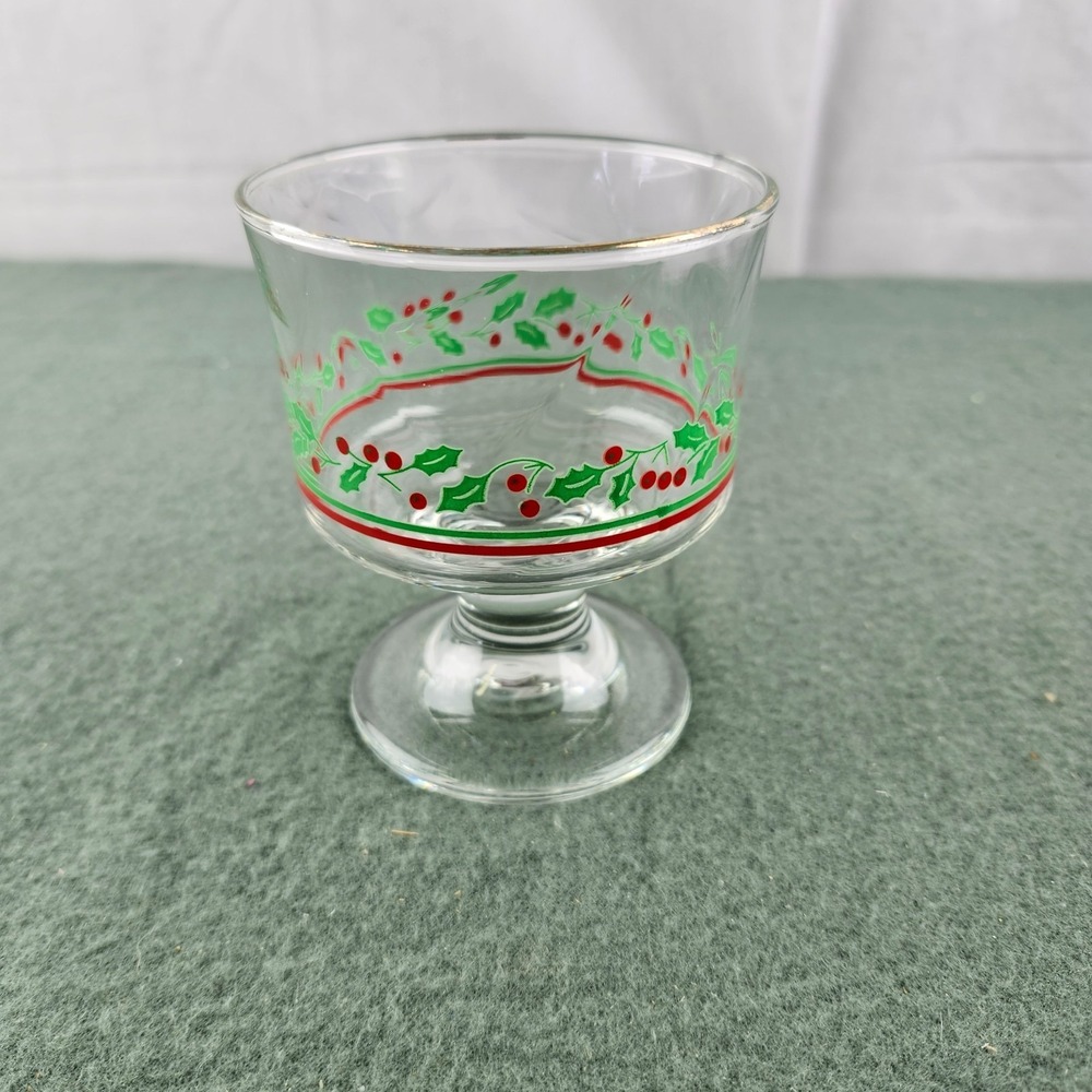 Holly Berry Sherbet Dessert Champagne Glasses Arby's Christmas Holiday